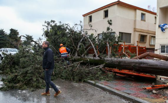 נזקי מזג האוויר: המדריך המלא לנפגעי הסערה