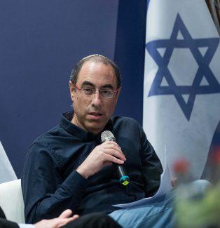 "אם הרב רפי ידרוש בביה"כ שלי אני אקום ואצא"