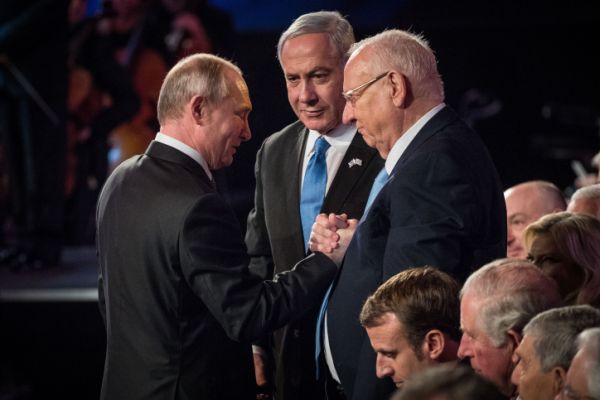 עמית סגל תוקף: שטיח אדום בפני ראש ארגון חוטפים