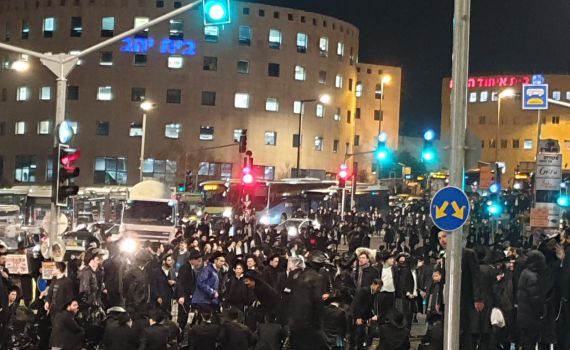 אל תגיעו: פקק ענק בכניסה לירושלים; שיבושים ברכבת