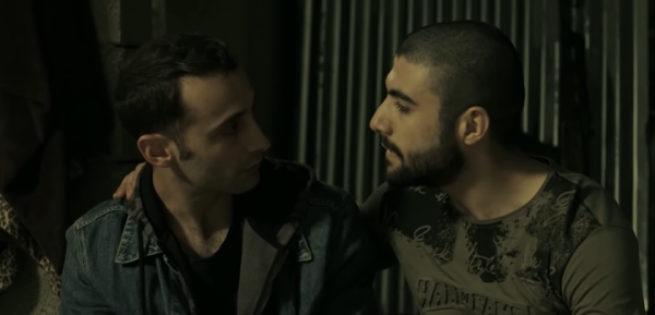 מפתיע: הקליפ החדש של כוכב 'פאודה' והזמר הסרוג