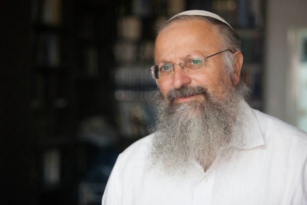 "מימוש שליחותו של יהודי בעולם – התיישבות בארץ"