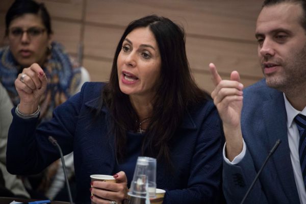 רגב: "כשהרדיפה צועקת החסינות מתבקשת"