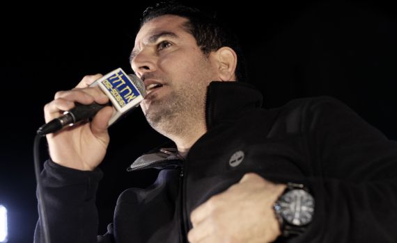 בעקבות חשיפת ההסכם: מני נפתלי לא יקבל פיצוי