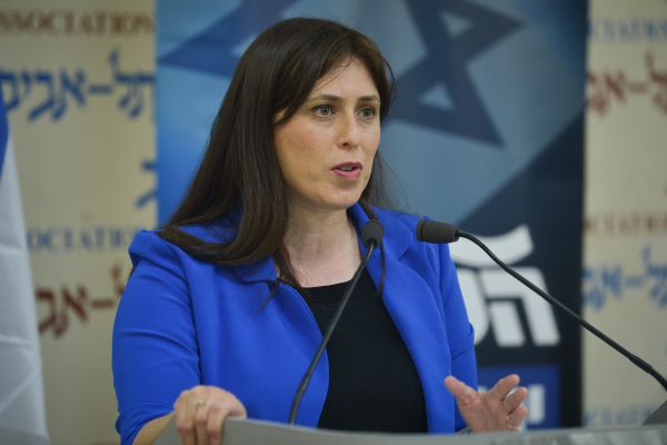 ציפי חוטובלי מונתה לשרה הסרוגה הראשונה