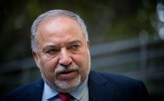 ליברמן לא מתנצל בפני רגב: "סגנון של שוק וצרחות"