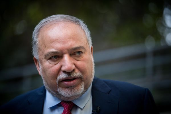 ליברמן לא מתנצל בפני רגב: "סגנון של שוק וצרחות"