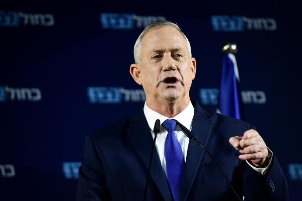 בני גנץ: "נעמיד את נתניהו למשפט הציבור"