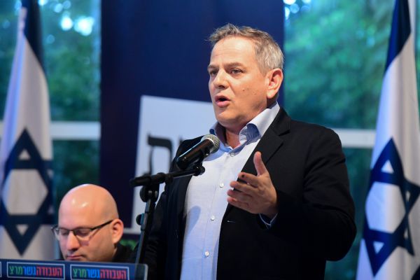 פניה ליועמ"ש: "לאסור הפעלת אמצעי מעקב"