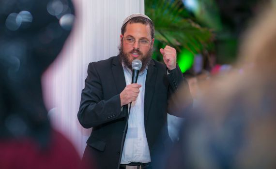 איך הגענו לחרפה של צמצום דרכנו לשם "ימינה"?