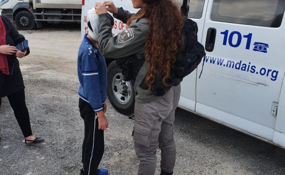 ערבים ידו אבנים בעיסאוויה, ילד נפצע