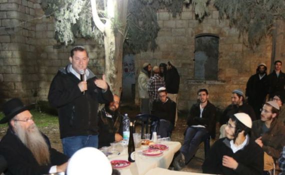 44 שנים לעלייה לסבסטיה: מאות בני אדם עלו למקום