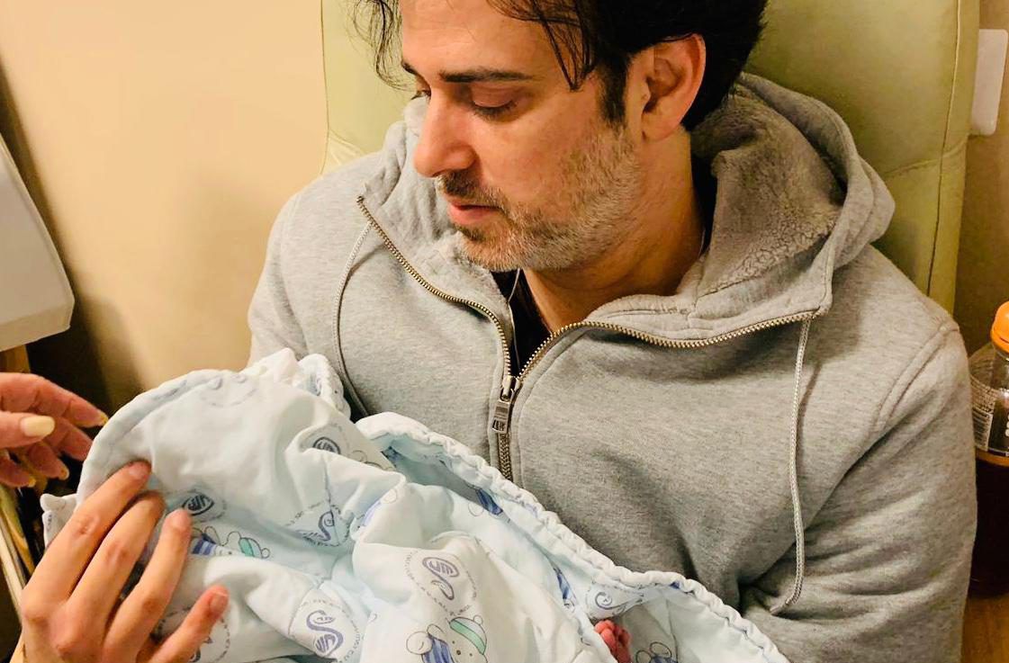 מזל טוב! זה השם המפתיע שבחר היוצר הישראלי לבנו