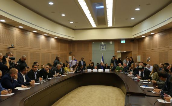 לאחר דיון סוער: נסללה הדרך לדיוני החסינות