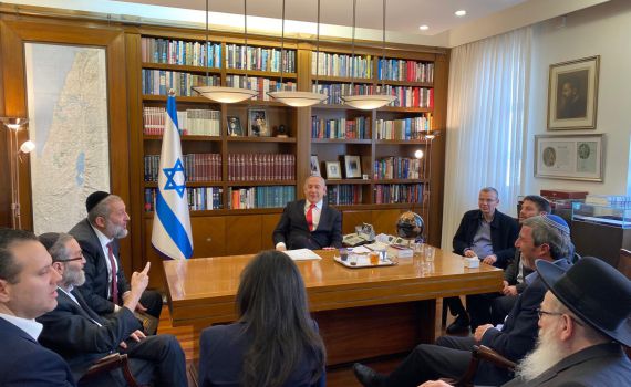 בגוש הימין פונים ליו"ר: סרב לכנס את מליאת הכנסת