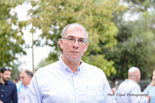 הבקשה של ניר אורבך מהרב דרוקמן