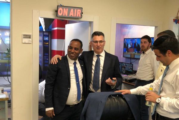 גדעון סער חזה: "אתה תראה גדי יברקן יחזור לליכוד". צפו