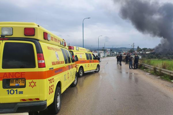 פיצוץ במפעל בטמרה, 4 פצועים במקום: צפו בתיעוד