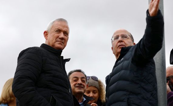 גנץ: נספח את הבקעה; נתניהו: למה אחרי הבחירות?