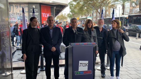 עמיר פרץ: "בני גנץ תודיע שלא יהיה סיפוח ללא הסכם"