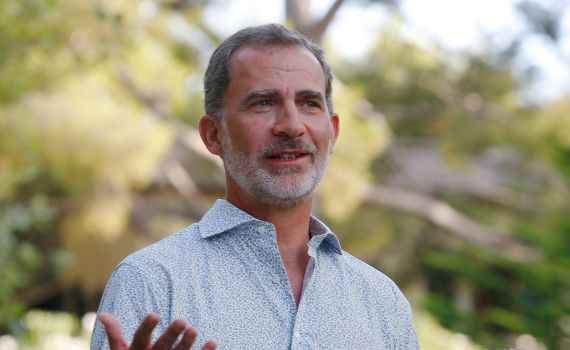 מלך ספרד הפתיע בעברית: "העקרון – לעולם לא עוד"