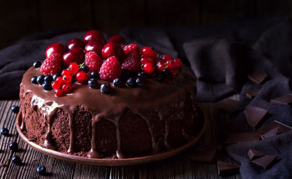 הפתרון המתוק לסופה: עוגת שוקולד מ-2 מרכיבים
