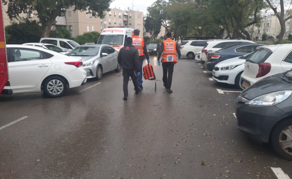 חיפה: פועל נפל ממרפסת בקומה ה-14 וניצל בנס