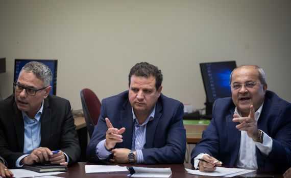 איימן עודה: לבני גנץ אין ממשלה בלי הרשימה הערבית