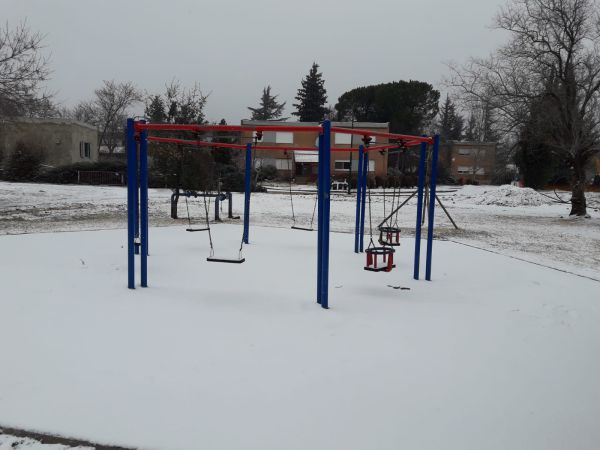 רמת הגולן כוסתה בלבן; בהר חברון שלג קל. צפו