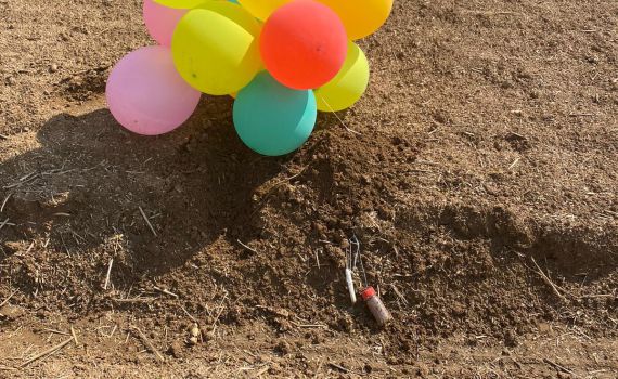 צרור בלונים עם חפץ חשוד נחת בשדות המועצה אשכול
