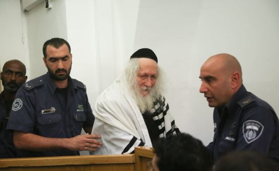 השופטת על מצוקתו של ברלנד: "תנו לו מנטוס"