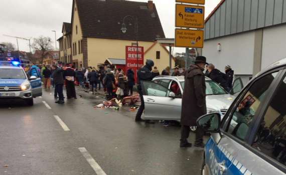 פיגוע דריסה בקרנבל בגרמניה: לפחות 15 פצועים