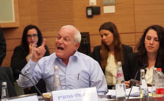 כץ מתפוצץ על היועמ"ש: "אני אדם ישר, לא שיקרתי"