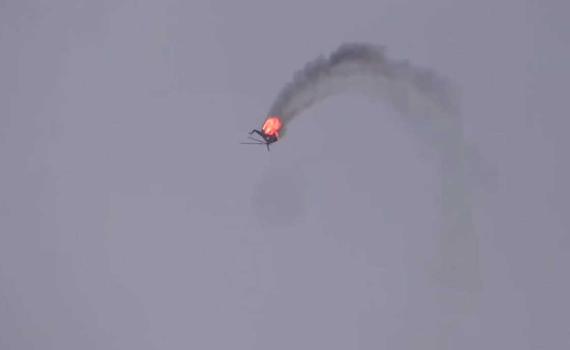 צפו: המורדים הסורים הפילו מסוק של צבא אסד