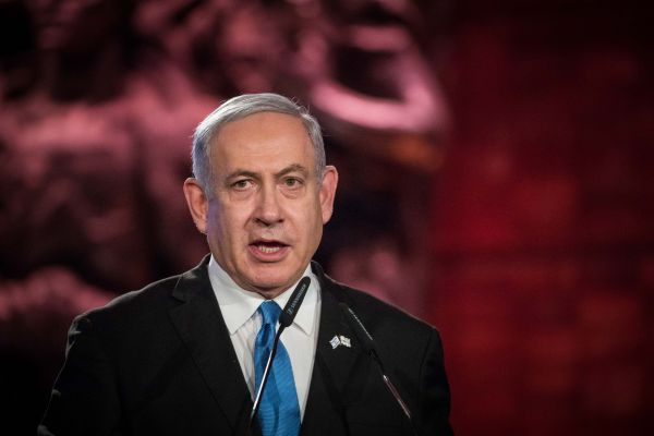 "השימוש בתקנות – חילוץ נתניהו ממשפט"