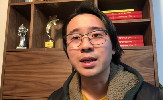 מרגש: כך הגיבו הסינים לתפילה בכותל למענם. צפו