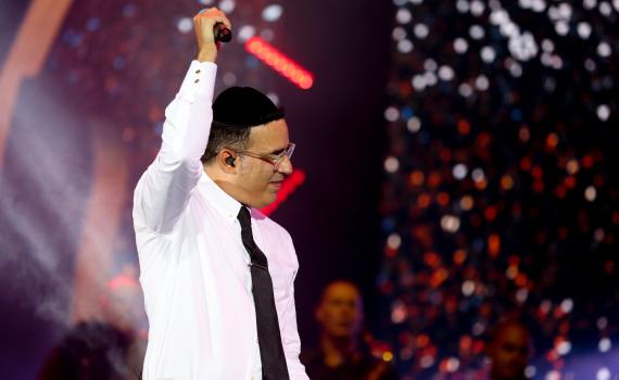 צפו: המחווה המרגשת שהכין שוואקי לבתו