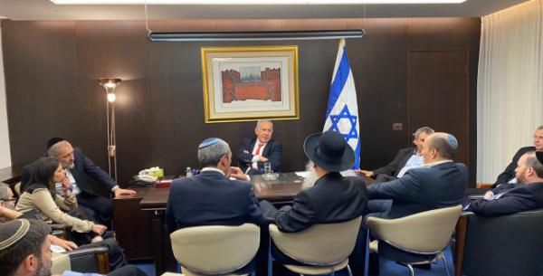 חוזר הניגון: בלוק הימין במסמך נאמנות חדש