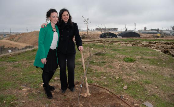 קמפיין ימינה: פרויקט המונים לגיוס מאות פעילים