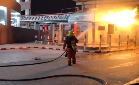 טבח המוני בתאילנד: לפחות 20 הרוגים, החשוד מתבצר