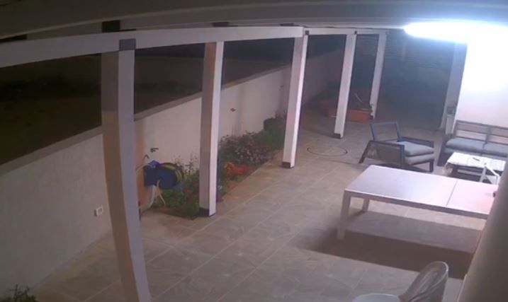 רקטה התפוצצה מטרים ספורים מבית בשדרות. צפו