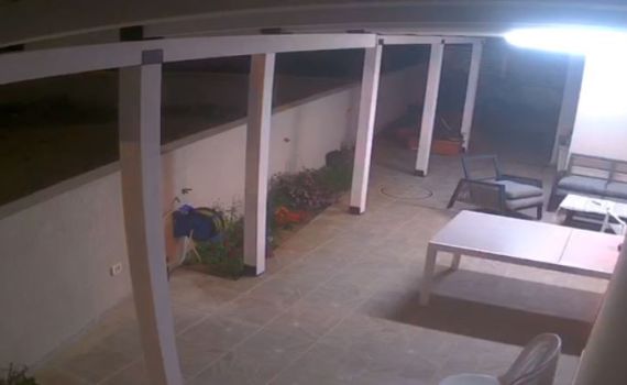 רקטה התפוצצה מטרים ספורים מבית בשדרות. צפו