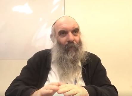 מה זה משנה אם הרב אריאל יקבל את הפרס או לא יקבל?