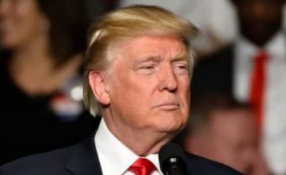 אופס • צייץ, מחק ותיקן: הפדיחה של טראמפ בסופרבול