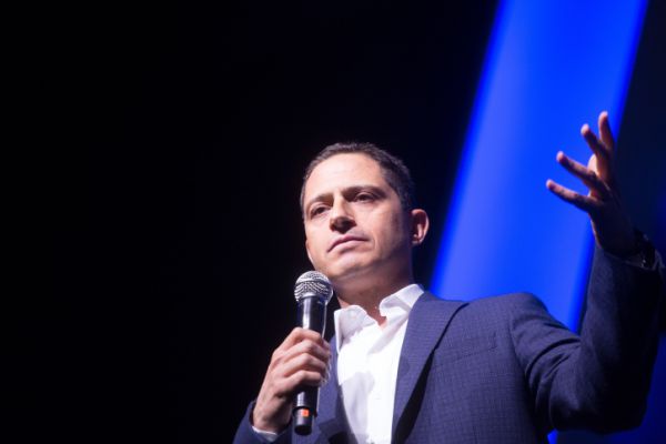 מה ענה ראש העיר ב"ש כשנשאל על דוכני התפילין?