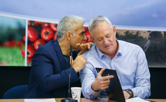 שינוי כיוון בכחול לבן: פרץ וסמוטריץ' לא פסולים אצלנו