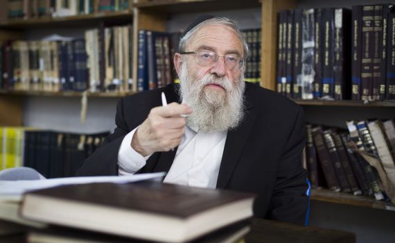 בחסות השר מש"ס: ביזוי של הרב הראשי לירושלים