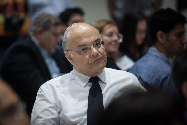 פניה לנשיא המחוזי: למנות הרכב למשפט נתניהו