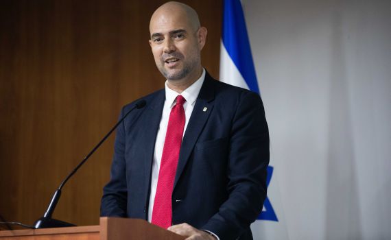 אוחנה: לפני הכל יש להעביר את פסקת ההתגברות