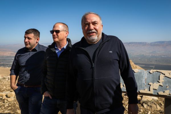 ליברמן מגיב: "מקלב מנסה לחפות על מסחטת הכסף"